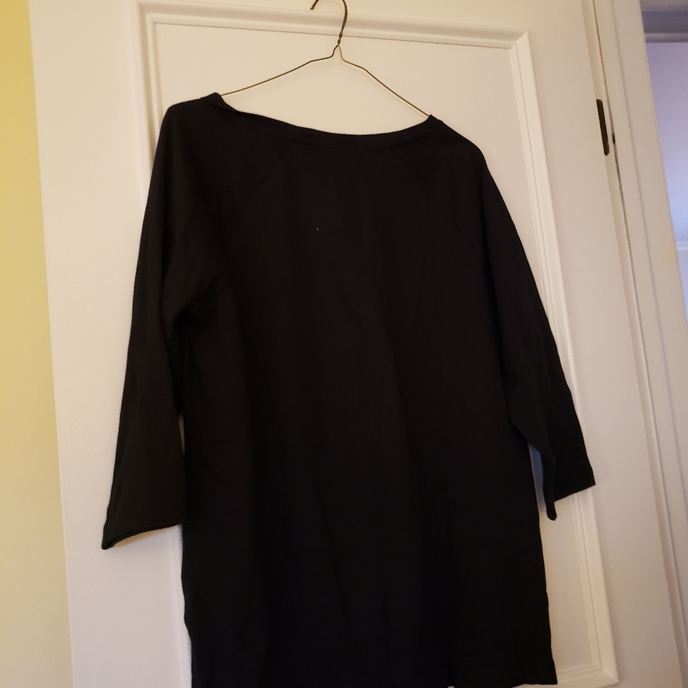 Women's Top - Picture 2 of 3